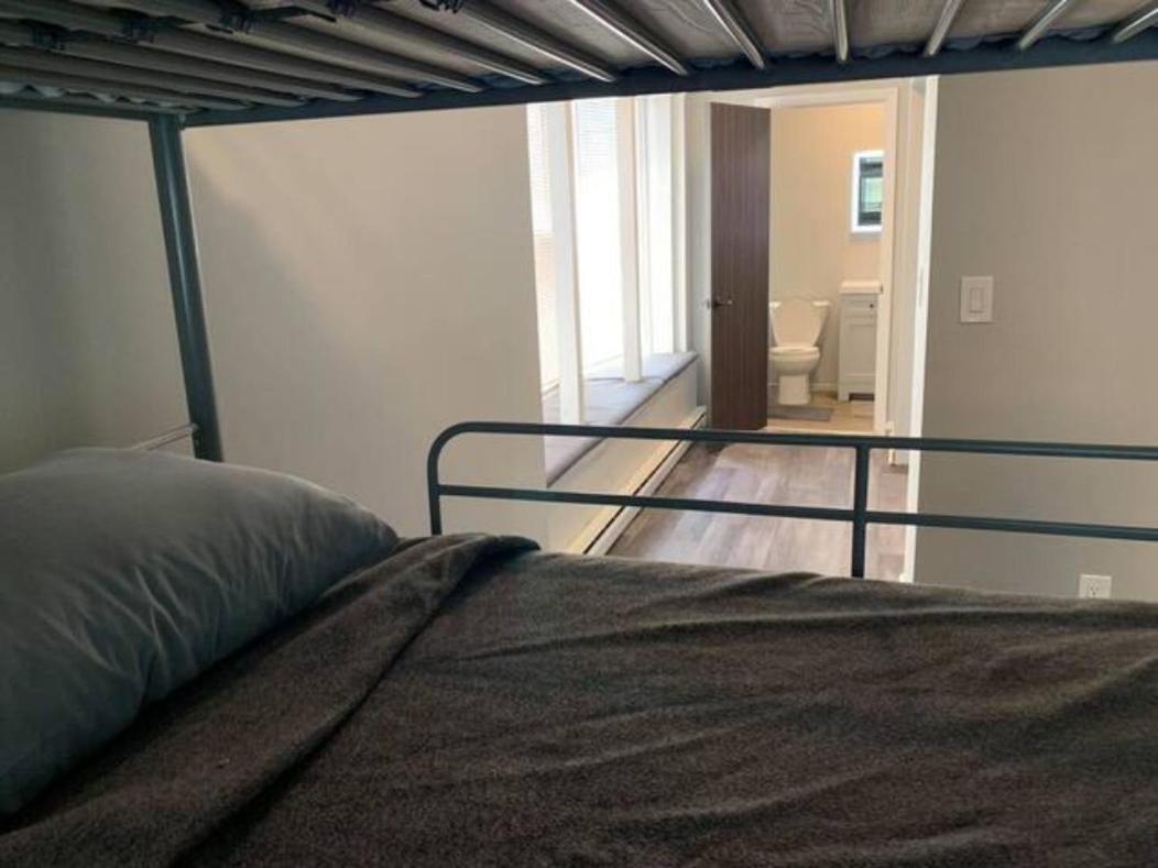 ☆☆ Modern Coed Dorm In ☆☆ Harrisburg
